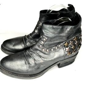 Strategia Ankle Boots Metallic Gray Studded Bootie Size 37 Made In Italy
